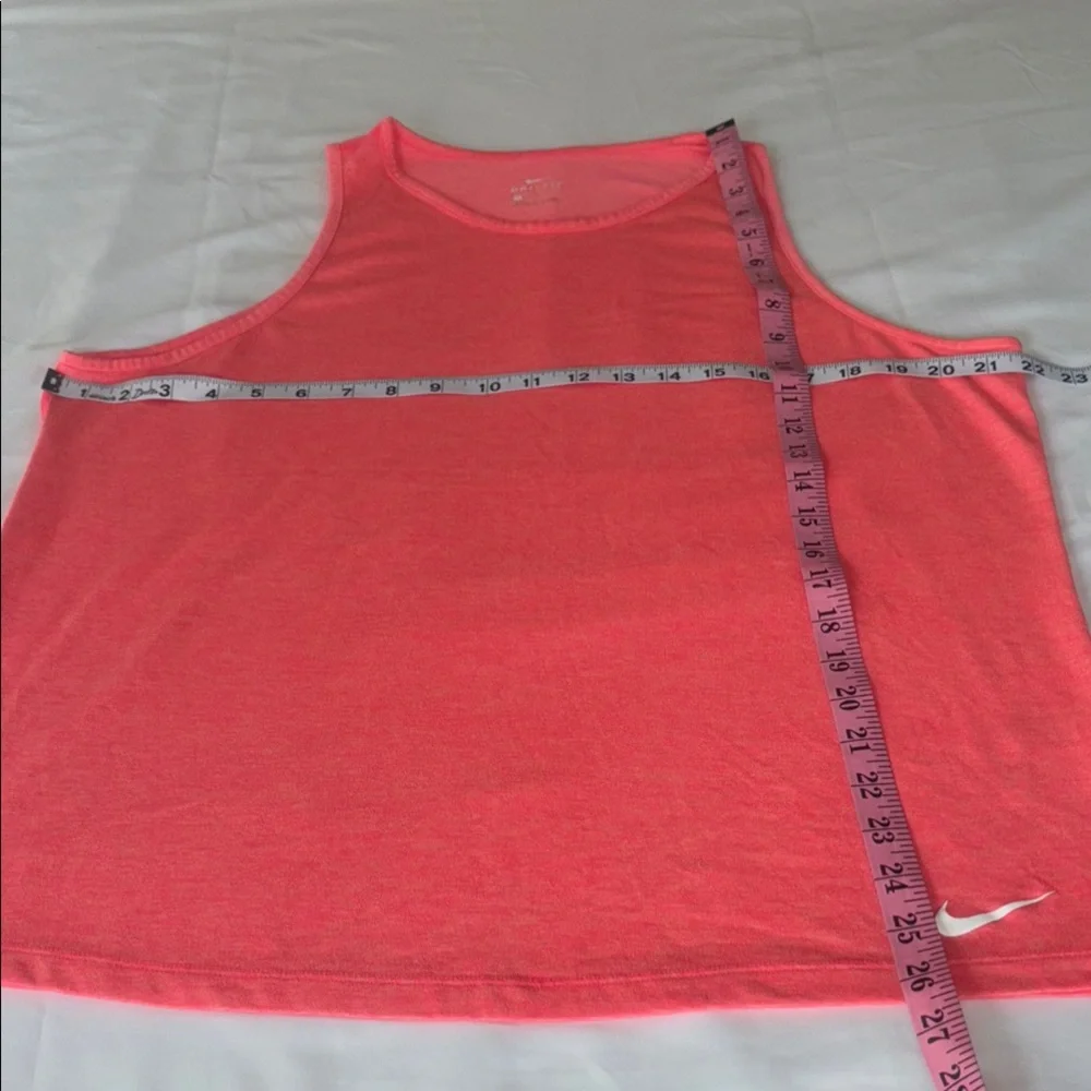 Nike‎ Vibrant Orange Pink Tank Top Athletic Wear Size XL